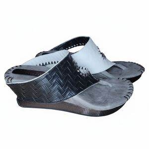 MODZORI Reversible Black White Wedge Sandals  Platform 8 Vacation Cruise Vegan